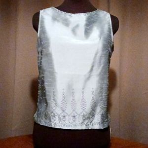 Sleeveless Shell Top